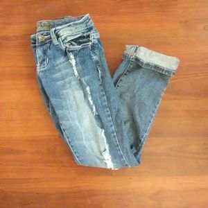 Light wash jean capri's